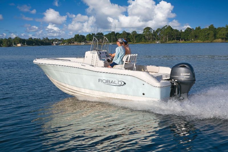 Robalo R180