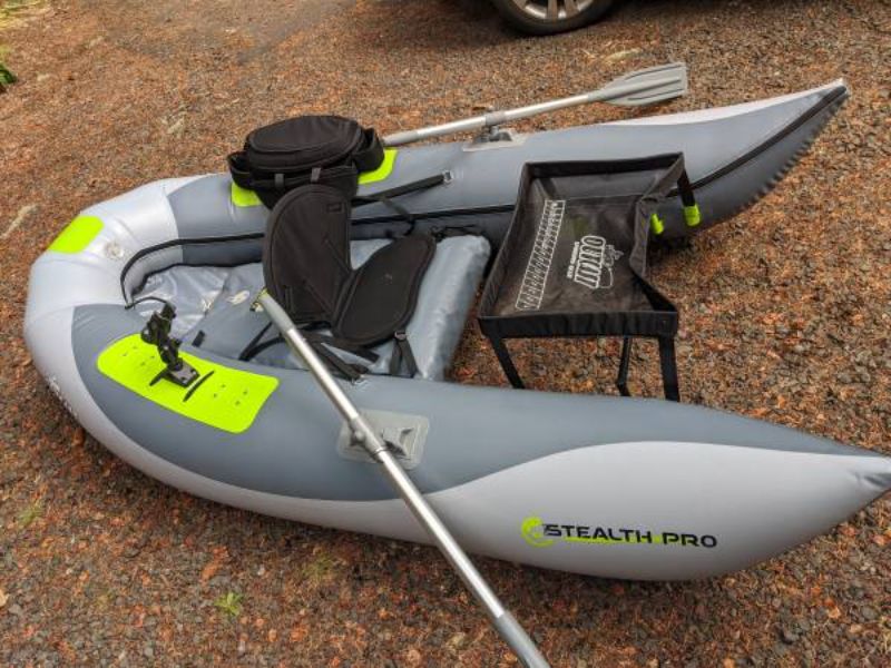 Outcast Stealth Pro Frameless Pontoon Boat