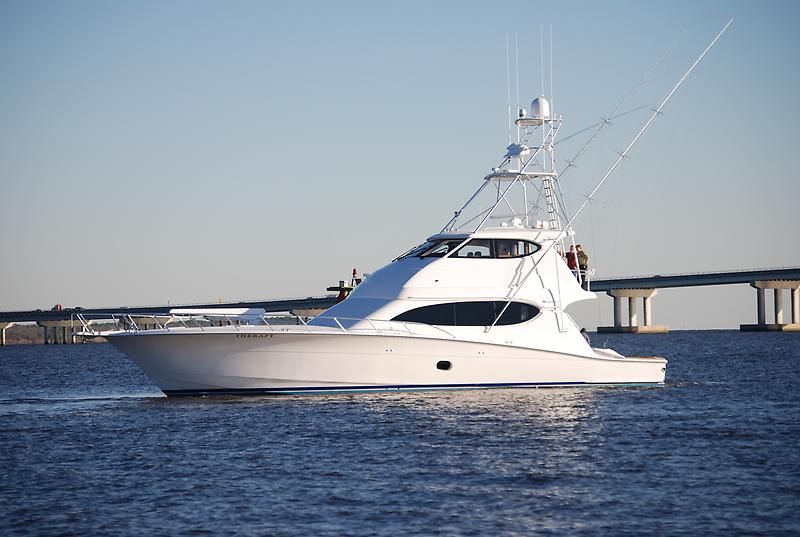 Hatteras 68 Enclosed Bridge