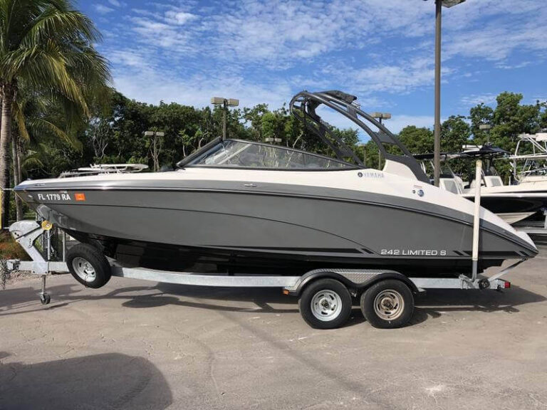 Boats for Sale with Trailer