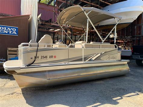 Avalon Venture Pontoon Boat