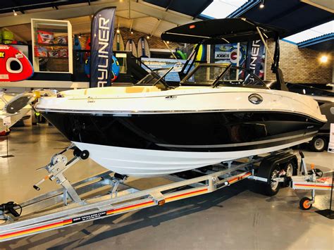 Bayliner VR6 Bowrider