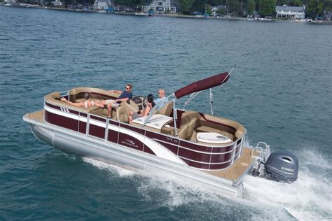 Bennington Pontoon Boat