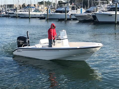 Boston Whaler Dauntless 180