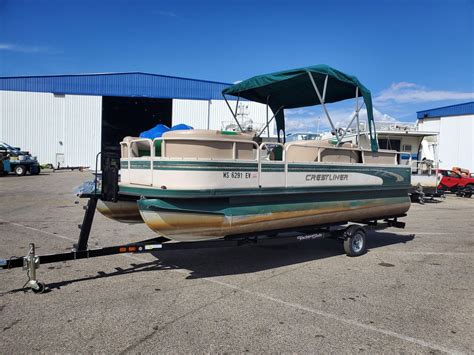 Crestliner Pontoon Boat