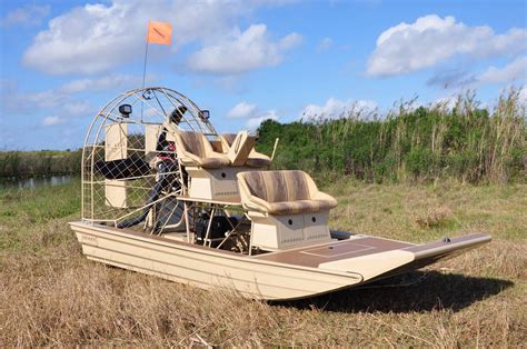 Hamant Airboats Phantom