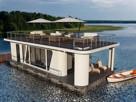 Luxury Lake Houseboat