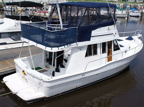 Mainship 390 Trawler