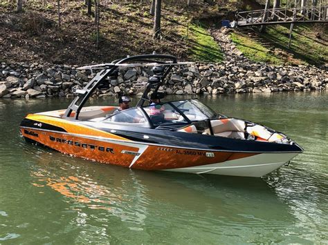 Malibu Wakesetter 22 VLX