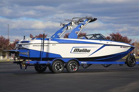 Malibu Wakesetter 23 LSV