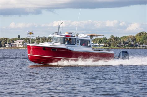 Ranger Tugs R-23