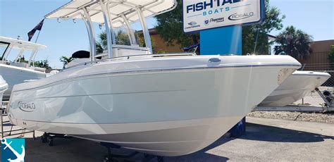 Robalo R222 Explorer