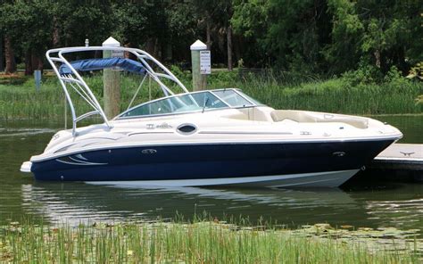 Sea Ray Sundeck 240