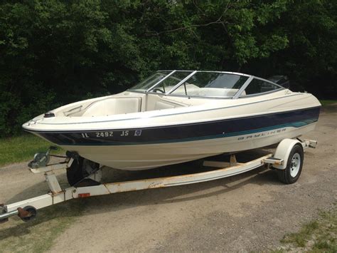 Bayliner Capri