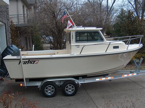 Parker 2120 Sport Cabin