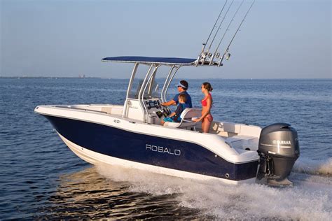 Robalo R200