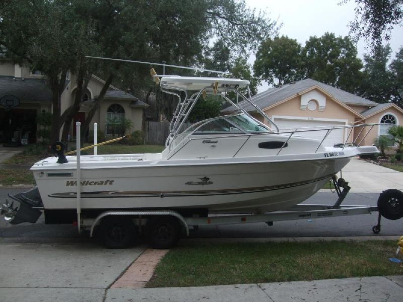 Wellcraft Coastal 220