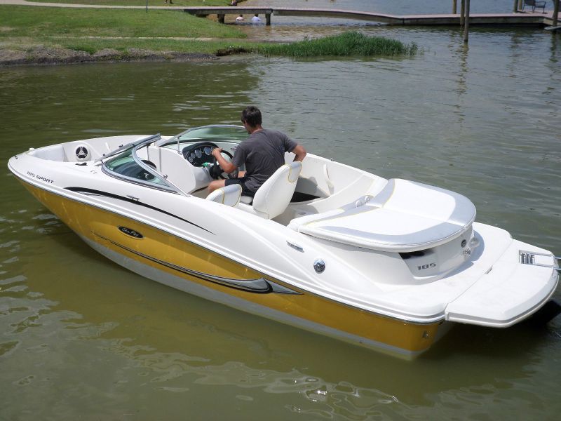 Sea Ray 200 Sundeck